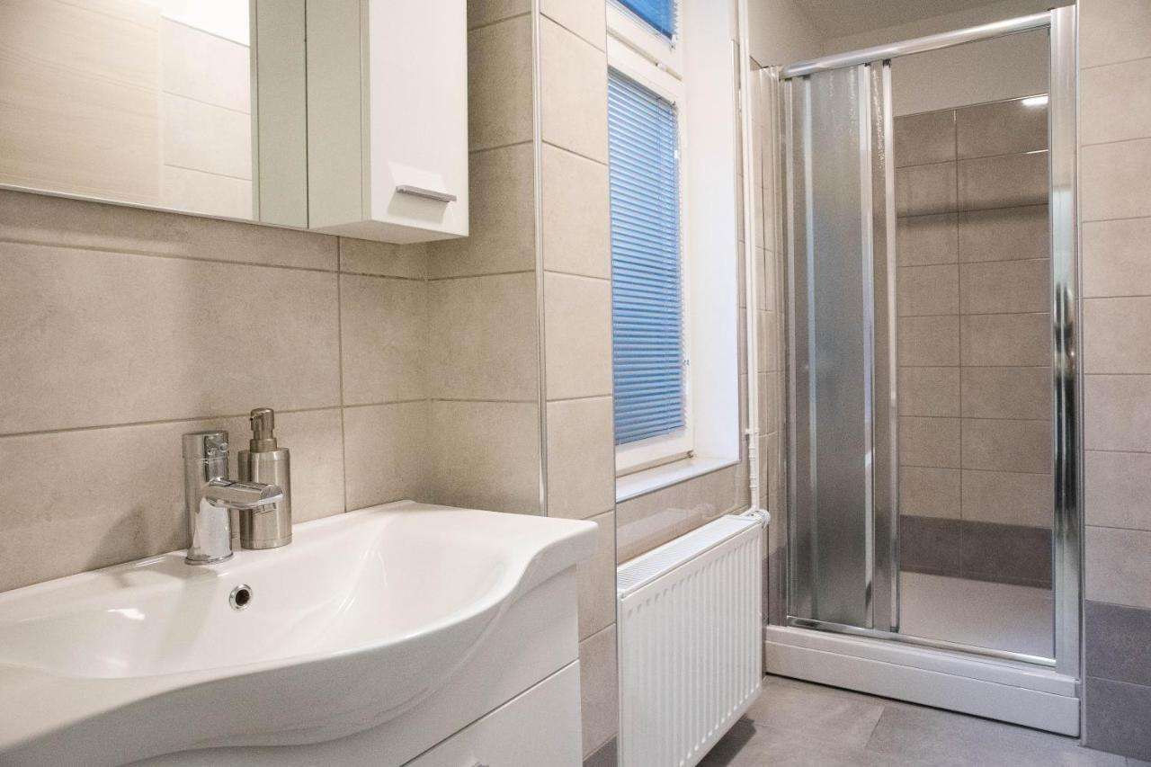 Jantar Apartmaji Ново Место Екстер'єр фото