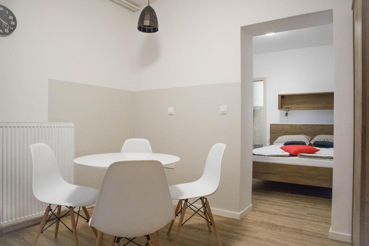 Jantar Apartmaji Ново Место Екстер'єр фото